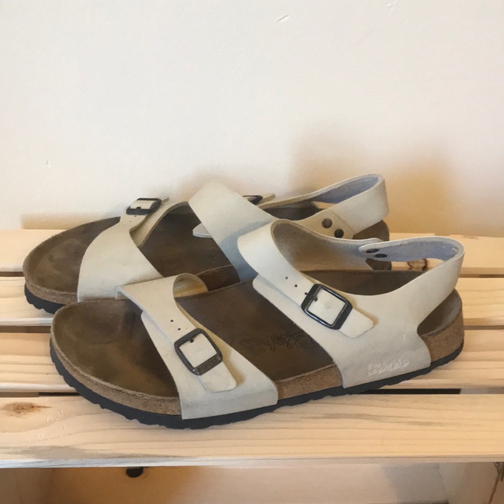 Birkenstock Cream and Brown Sandals with Adjustable Comfort